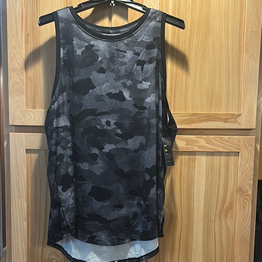 Nike Black and Gray Camo Tank Top